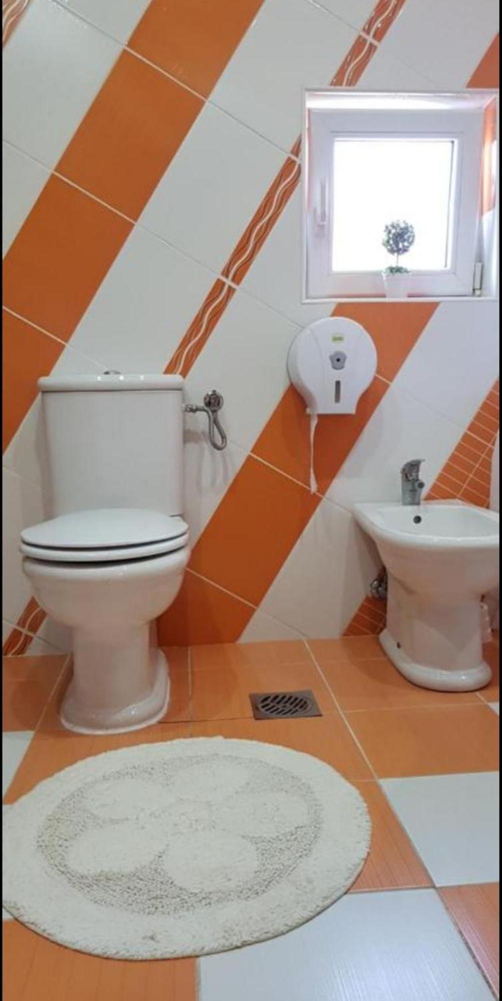 Lux Apartments With Pool Dex Zemun Polje Экстерьер фото
