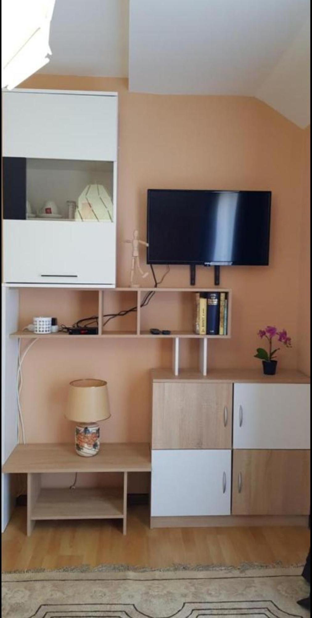 Lux Apartments With Pool Dex Zemun Polje Экстерьер фото